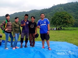 Jalan-jalan ke Majalengka, Yuk Main Paralayang