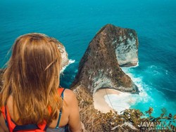 Jalan-jalan ke Nusa Penida, Tempatnya Pantai Terbaik Nomor 2 se-Asia