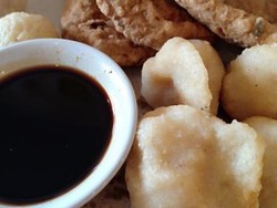 Jalan-jalan ke Palembang, Jangan Lupa Beli Pempek