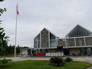 Jalan Mulus di Perbatasan Utara Indonesia, Bangga!