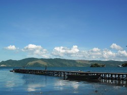 Jatuh Hati Oleh Danau Sentani