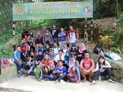 Jelajah Pesona Gunung Lembu di Purwakarta