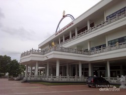 Jelang Waisak di Batam, Mampir ke Vihara Terbesar di ASEAN