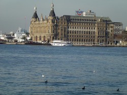 Kadikoy, Tempat di Asia Ini Bisa Melihat Eropa!