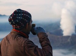 Kala Bromo Berselimut Kabut