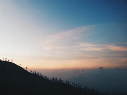 Kali Pertama Mendaki? Coba Naik Gunung Ijen di Jatim