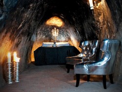 Kamar Hotel ini 155 M di Bawah Tanah, Paling Dalam Se-Dunia