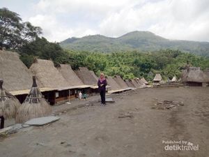 Kampung Bena, Pesona Warisan Budaya dari NTT