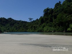 Kampung Laut, Surga Tersembunyi di Nusakambangan