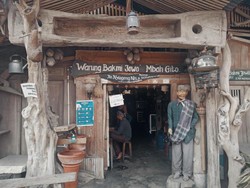 Kandang Sapi Jadi Tempat Kulineran di Jogja: Bakmi Mbah Gito