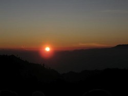 Karpet Emas di Puncak Bromo