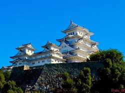 Kastil Bangau Putih yang Unik di Jepang