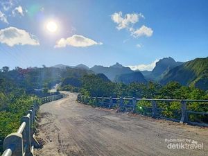 Kawah Emas Gunung Kelud