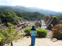 Kearifan Lokal Abadi di Desa Bena