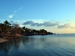Kecantikan yang Memabukkan Milik Pantai Talango, Madura