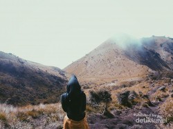 Keindahan Merbabu Memang Tak Ada Duanya