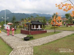 Keliling Dunia Cukup di Purwokerto