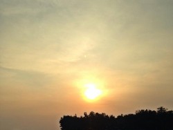 Kemah di Pulau Dolphin Kepulauan Seribu, Mau Coba?