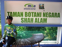 Kembali ke Alam di Taman Botani Negara Shah, Malaysia