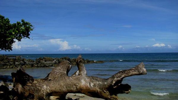 Kemeriahan Tanjung Lesung
