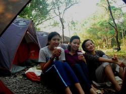Kemping Seru di Rumah Badak Jawa