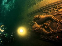 Keren! Ada Kota Kuno di Dasar Danau Kepulauan Ini