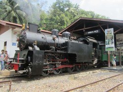 Kereta Mak Itam, Siap Sambut Peserta Tour de Singkarak 2012