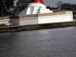 Ketika Lady Gaga Berulah di Pulau Koh Kret