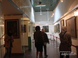Kisah Gedung Museum Seni Rupa dan Keramik di Jakarta