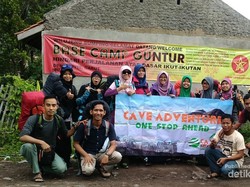 Kisah Pendakian Gunung Guntur & Pelajaran dari Pemuda Palestina