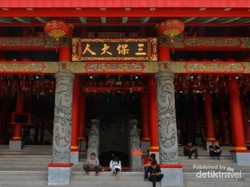 Klenteng Ini Bikin Kamu Serasa di China