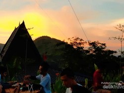 Kopi Ampirono, Tempat Ngopi di Tengah Keindahan Alam