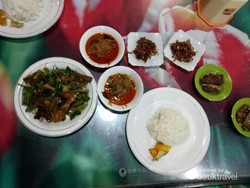 Kulineran di Aceh, Ada Nasi Gulai Bebek yang Mantap