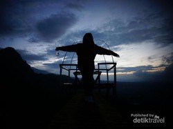 Lantai Dua, Spot Baru Berburu Sunrise di Purwokerto