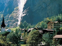 Lauterbrunnen, Lembah Cantik dengan 72 Air Terjun