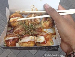 Lezatnya Takoyaki dari Kota Asalnya