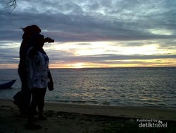 Liburan Bareng Penyu di Ujung Genteng, Asyik!