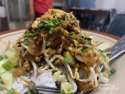 Liburan ke Cirebon, Wajib Coba Kuliner Nasi Lengko