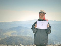 Liburan Seru Mendaki Gunung Semeru