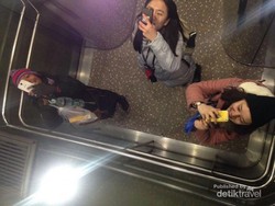 Lift Outdoor Tertinggi Dunia Ada di China?