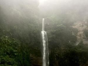 Lihat Curug Cimahi yang Menyegarkan Mata