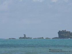 Lombok Juga Punya Pantai Kuta yang Indah dan Menawan!