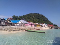 Lukisan Alam Super Cantik itu Bernama Labengki dan Sombori