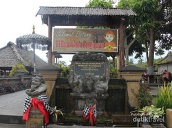 Main-main ke Penglipuran, Desa Terbersih di Dunia