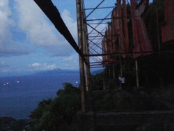 Malam Hari, Cantiknya Jayapura Seperti Hong Kong!