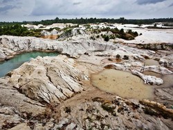 Masih Ada Surga di Balik Tambang Timah Pulau Bangka