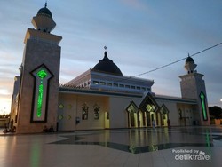 Masjid Megah di Kota Sabang