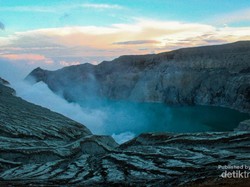 Megahnya Gunung Ijen di Banyuwangi