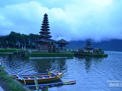 Melancong ke Pura yang Ada di Pecahan Rp 50.000