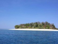 Melepas Dahaga di Pulau Lihaga